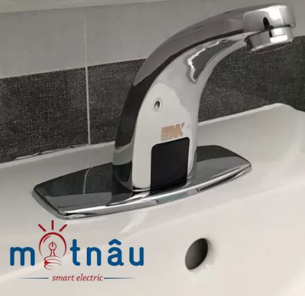 Vòi cảm ứng lavabo smartliving ym101v giá tốt